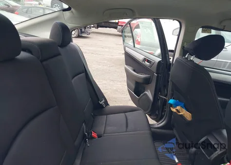 2017 Subaru Legacy 2.5I Premium z USA, uszkodzony, nr VIN 4S3BNAF66H3002745